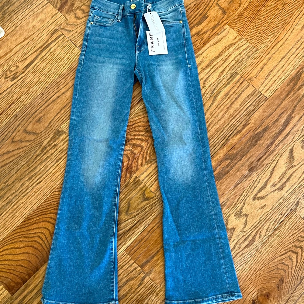 NWT Frame crop mini boot jeans size 24
